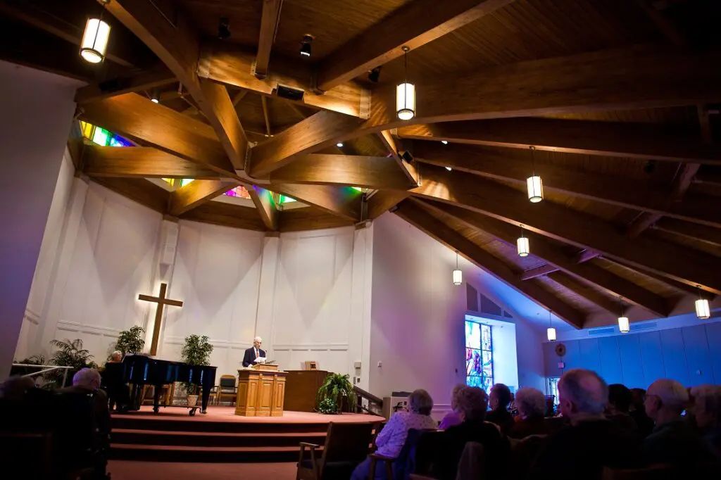 The Derstine Chapel was dedicated in 2023 to David and Maxine Derstine, who helped establish the Dock Woods senior living community