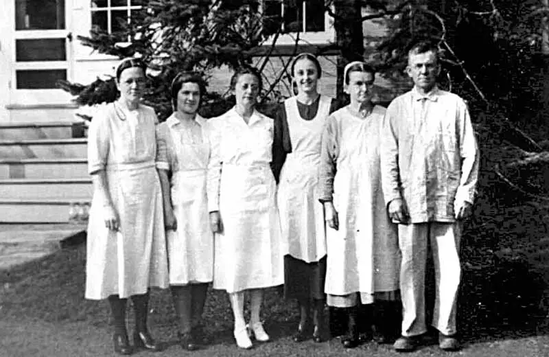 history first staff 800x520 1